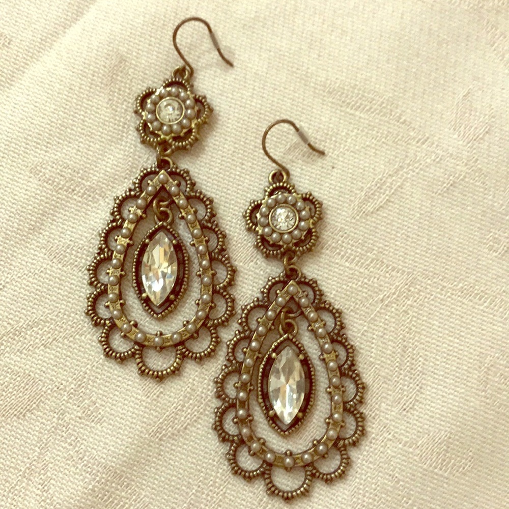 Chloe+Isabel Earrings